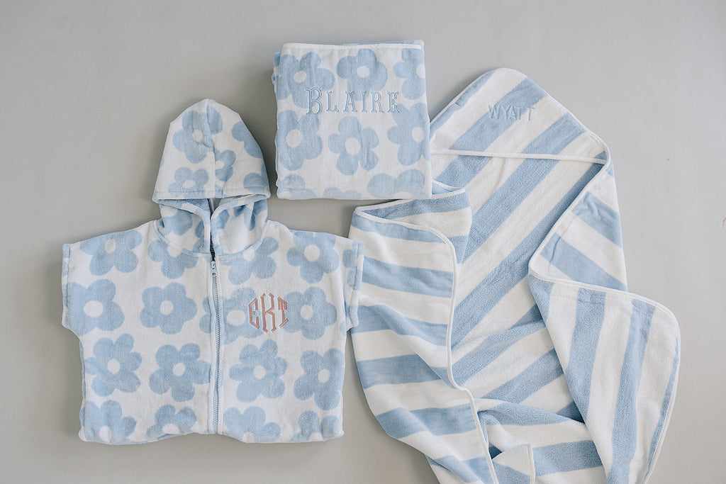 Coastal Floral Zip-Up Organic Cotton Beach Poncho